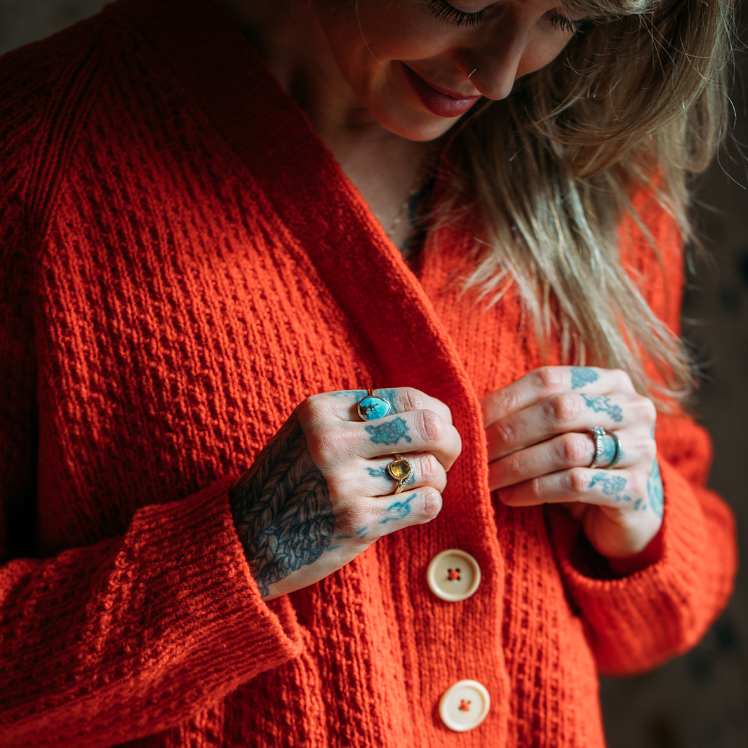 Comebackigan by Andrea Mowry – Sonder Yarn Co.