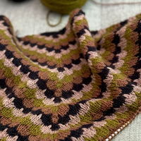 Bao Bao Shawl by Isabell Kraemer (4-colour)