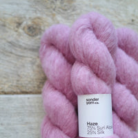 Ranunculus by Midori Hirose (Haze)