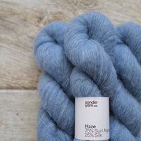 Ranunculus by Midori Hirose (Haze)