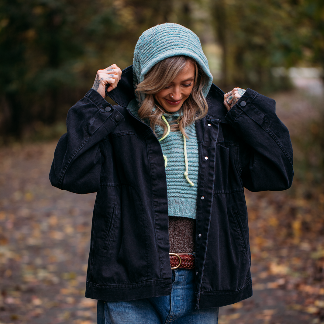 The Traveler Hood by Andrea Mowry – Sonder Yarn Co.