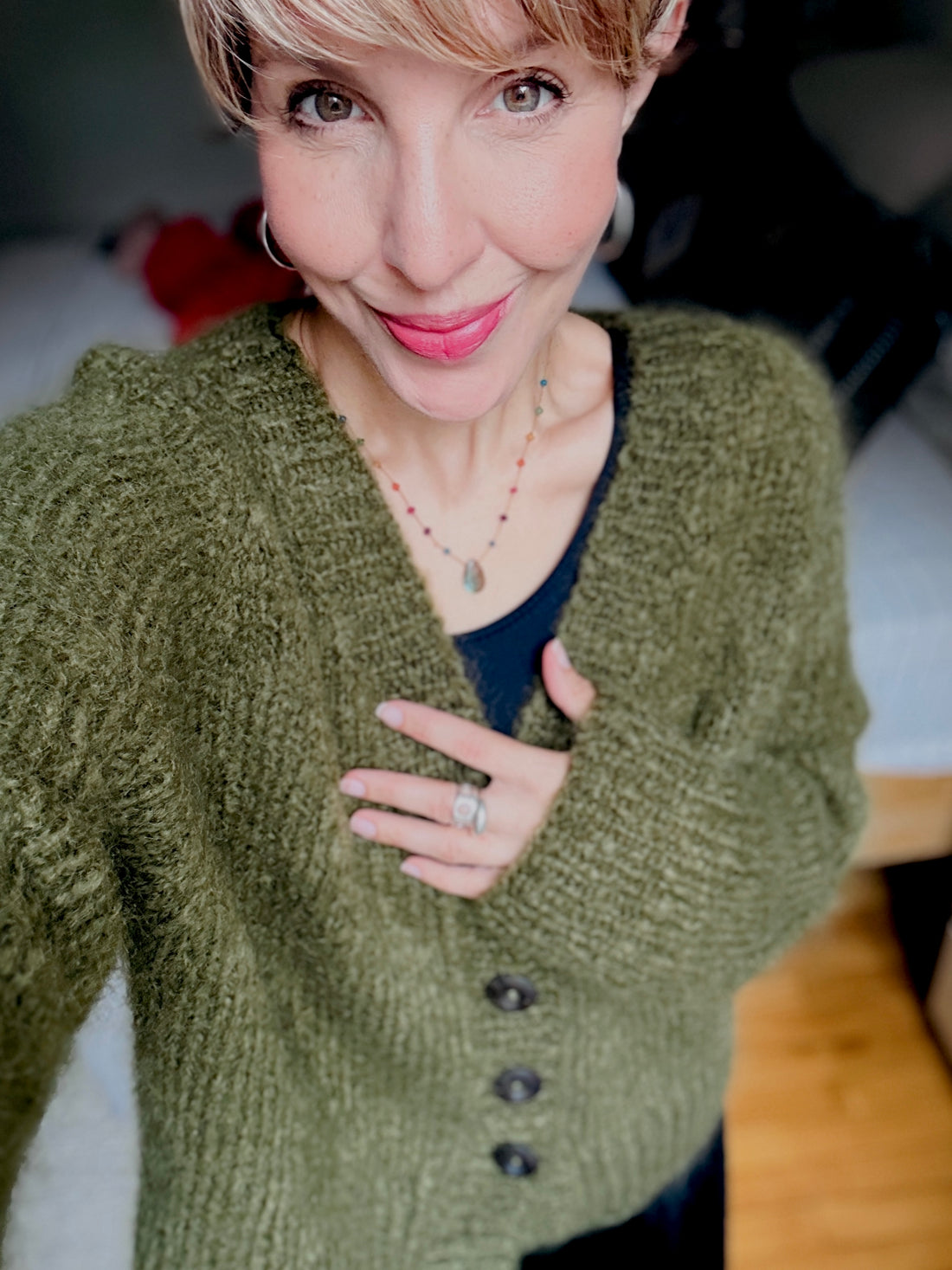 Boxy Raglan Cardi (One Colour) by Joji Locatelli