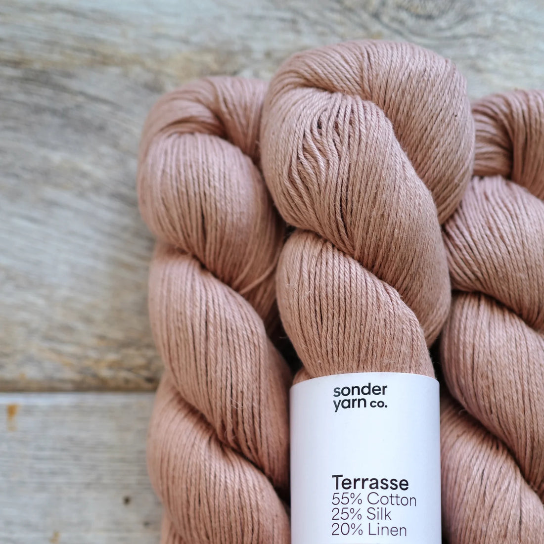 Ease Tee by Anne Ventzel (Terrasse)