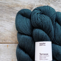 Ease Tee by Anne Ventzel (Terrasse)