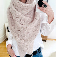 Cozy Walk Shawl by Isabell Kraemer