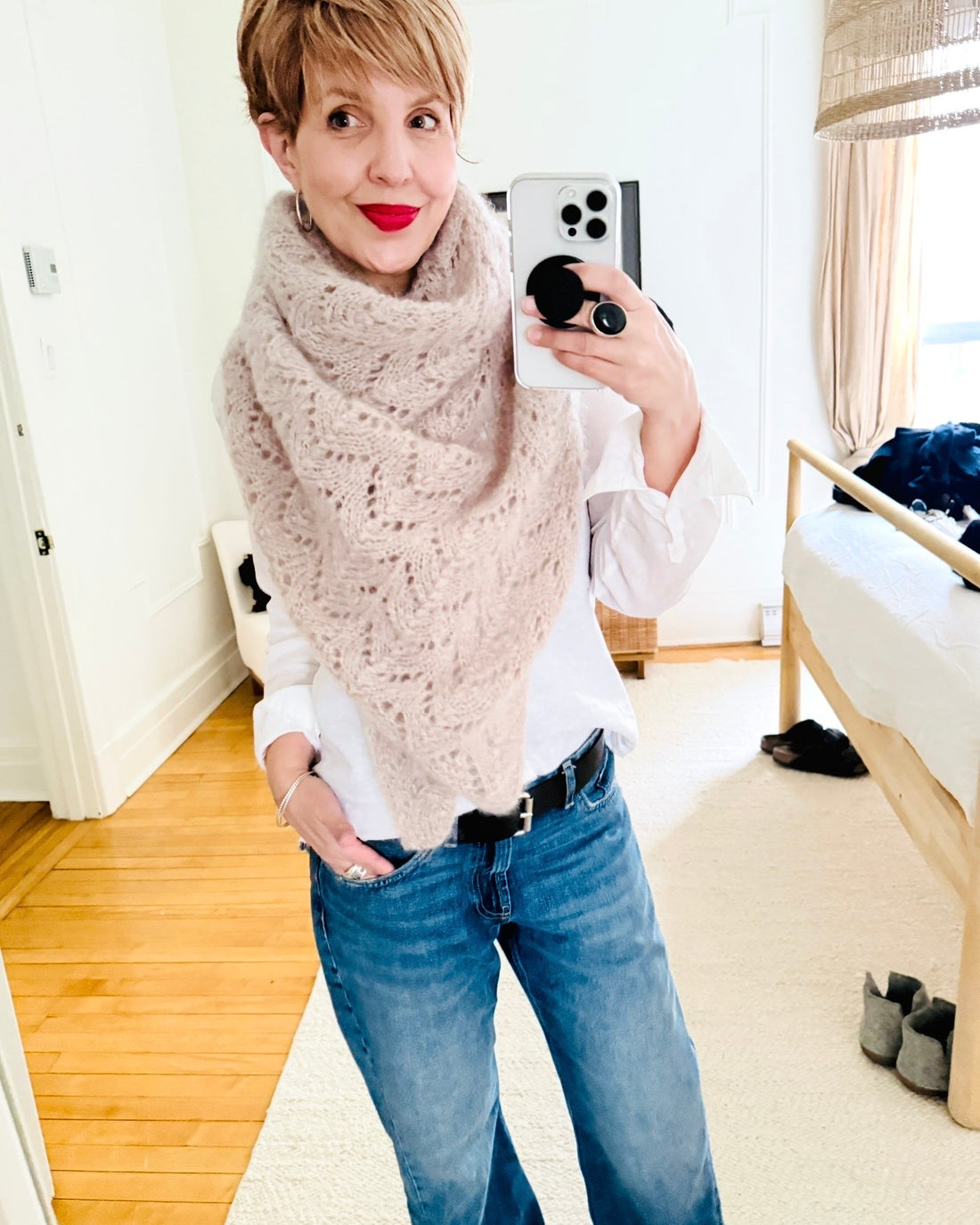 Cozy Walk Shawl by Isabell Kraemer