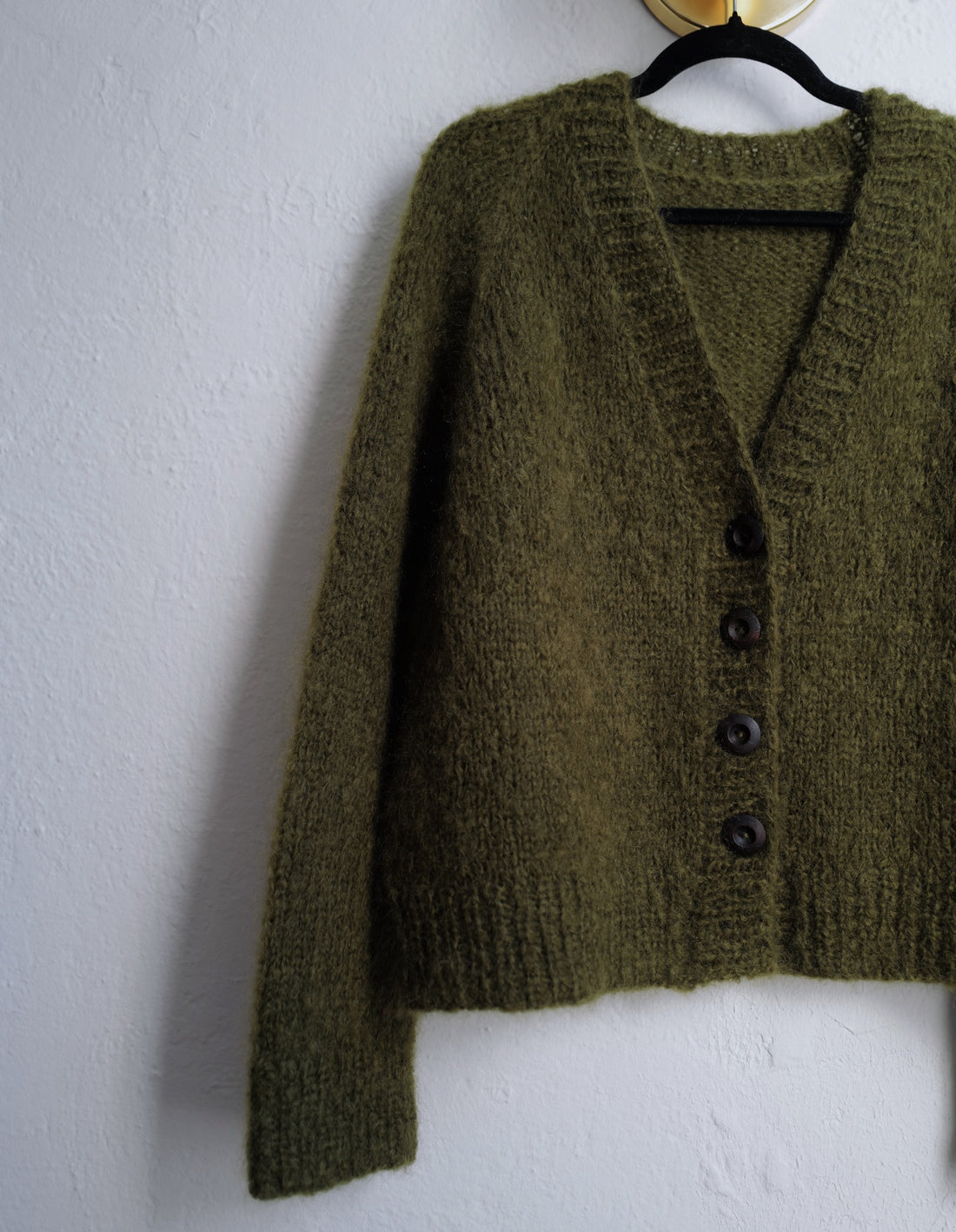 Boxy Raglan Cardi (One Colour) by Joji Locatelli