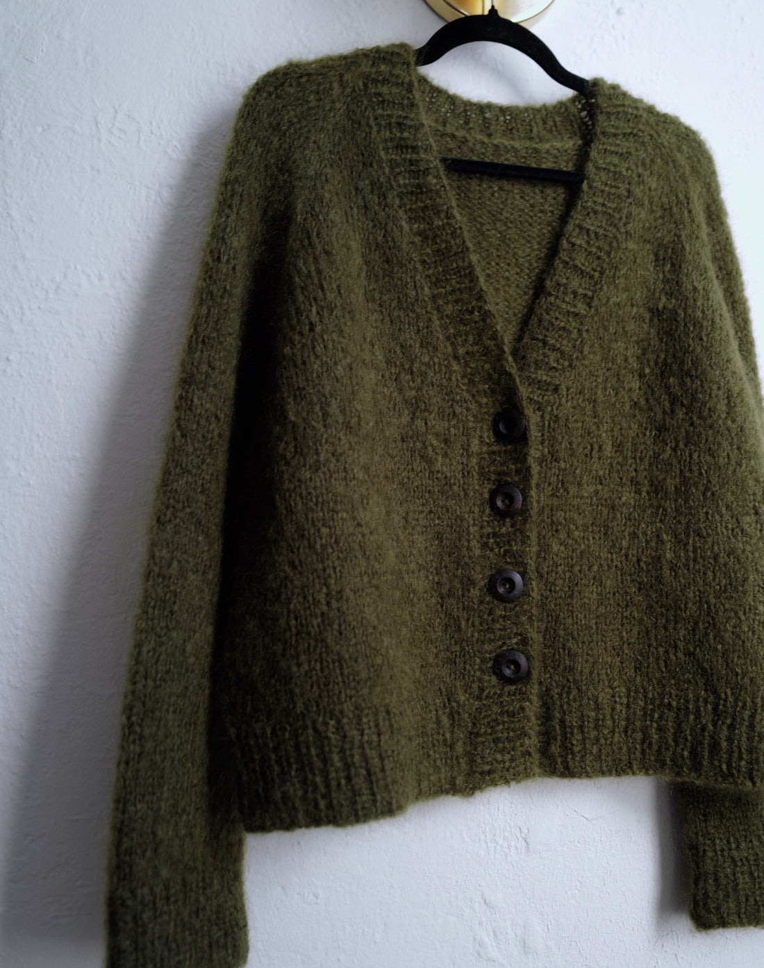 Boxy Raglan Cardi (One Colour) by Joji Locatelli
