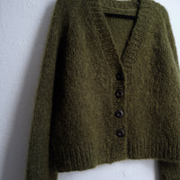 Boxy Raglan Cardi (One Colour) by Joji Locatelli