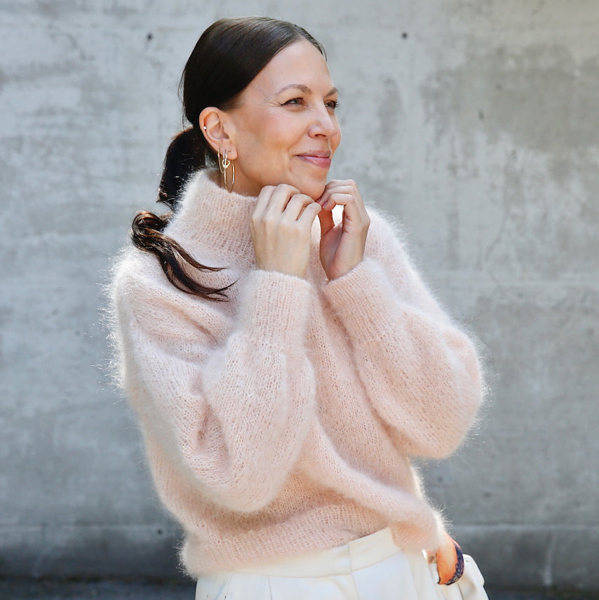 Ballerine Sweater by Leeni Hoimela / Urban Knit