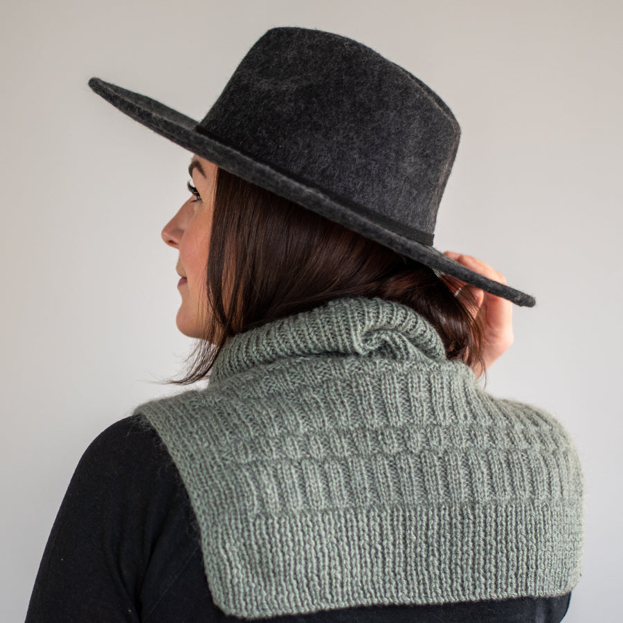 Coffee Run Collar by Samantha Guerin