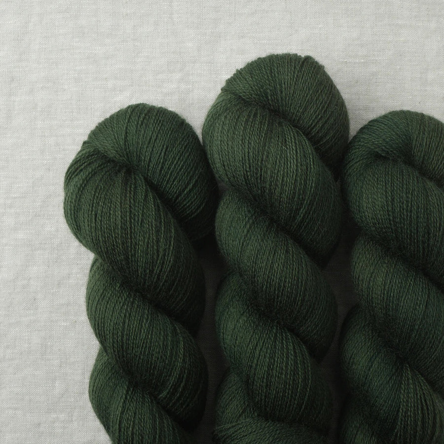 Split Leaf Shawl (Airy version) by Sasha Hyre
